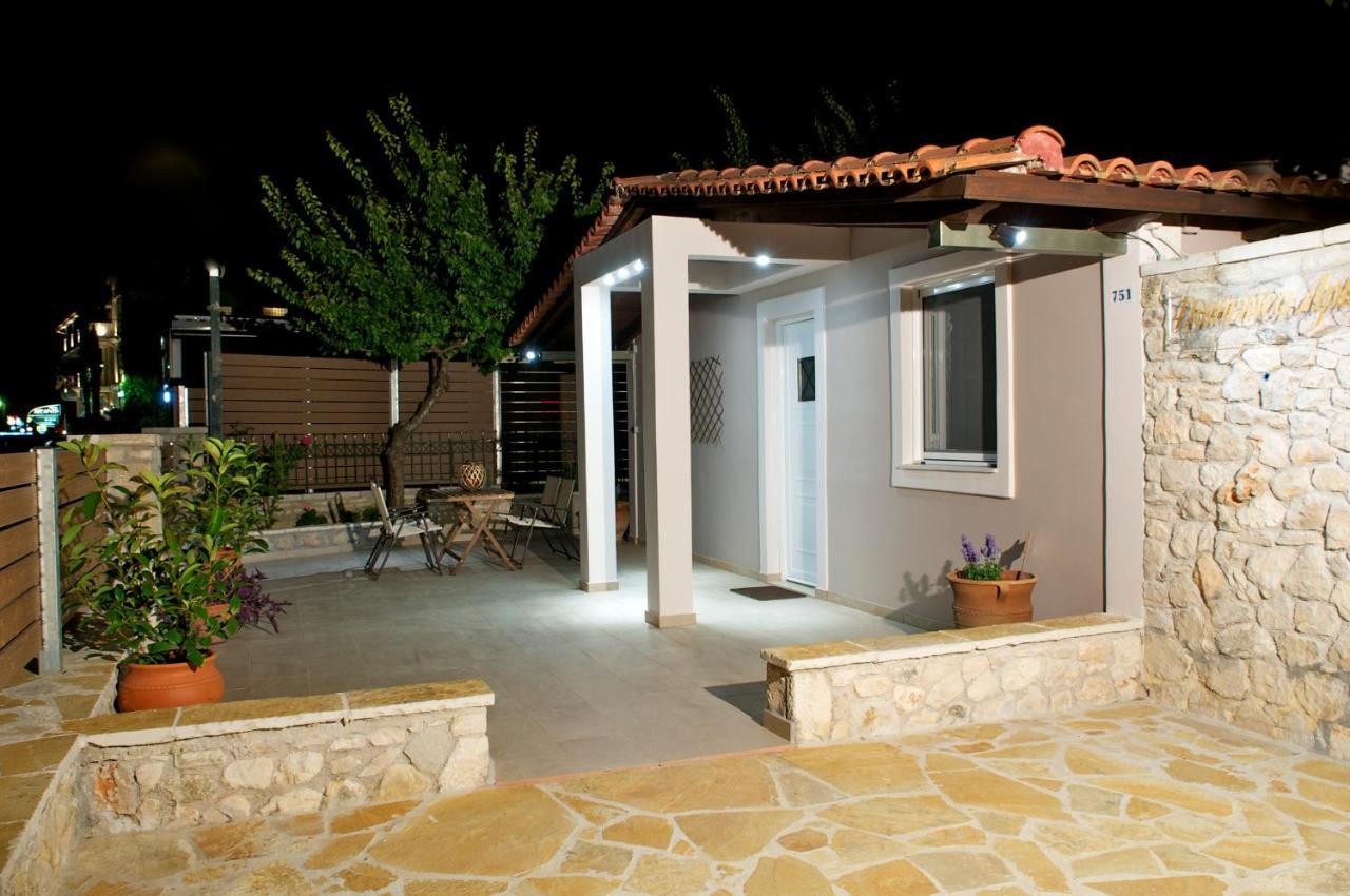 Domenica Apts I